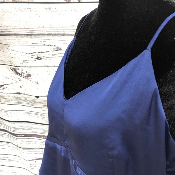 ⚡️NWT! Banana Republic blue satin ruffle top 12P - Picture 7 of 8